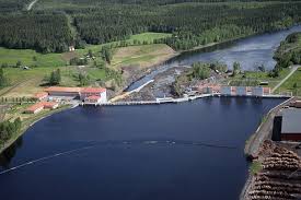 Jämtkraft sells electricity to 250 000 customers in all Sweden. The core customer base is in the province of Jämtland, where Jämtkraft has most of its generating assets, predominantly hydro from 17 power stations, including Hissmofors (picture), but also wind and biomass. 